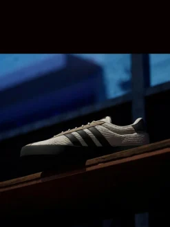 adidas VL Court Trainers Brown Clearance