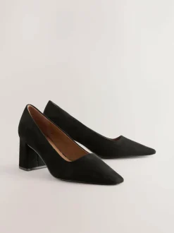 Next Standard/Wide Fit Standard Chisel Toe Block Courts Black Clearance