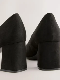 Next Standard/Wide Fit Standard Chisel Toe Block Courts Black Clearance