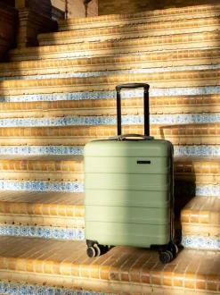 Cabin Max Bodo Green Anode 40L ABS Cabin Carry On Hand 55x40x20cm Luggage Outlet