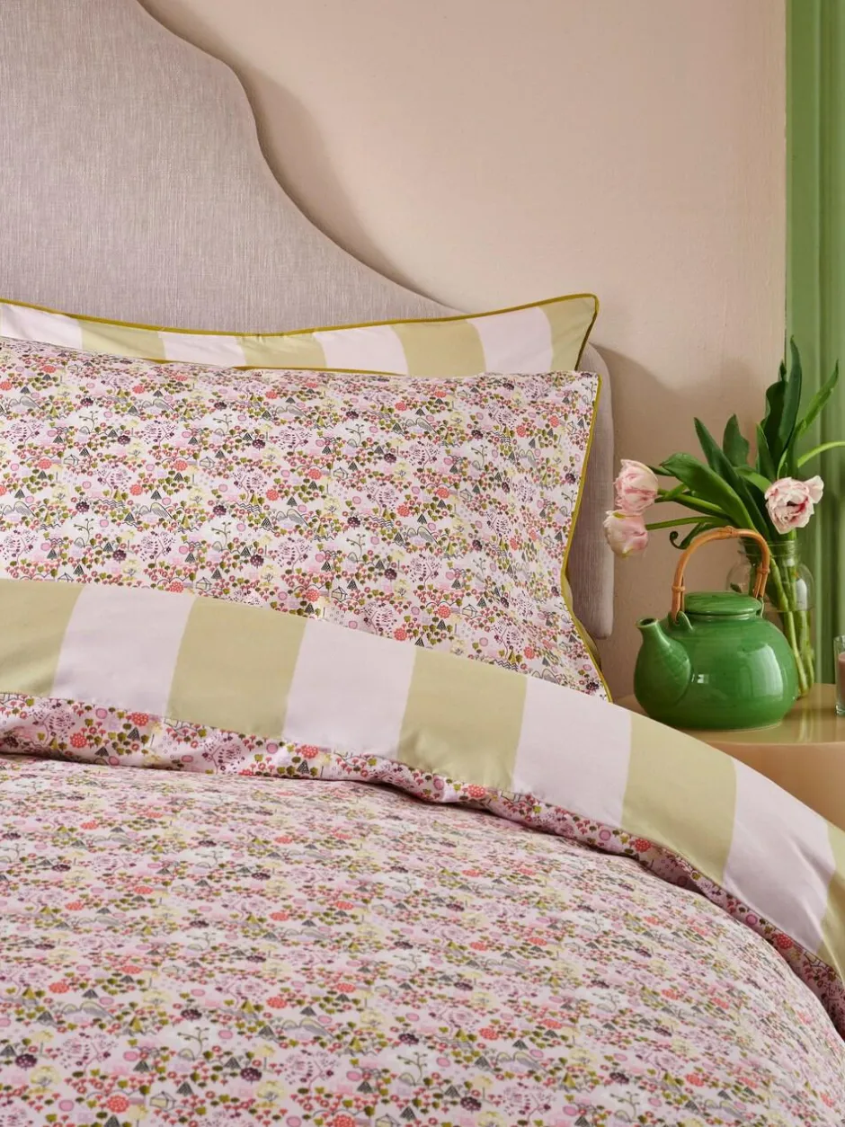 Cath Kidston 180 Thread Count Duvet Cover and Pillowcase Set Pink Tiny Town Best