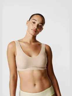 Chantelle Soft Stretch Seamless V-Neck Padded Crop Top Outlet