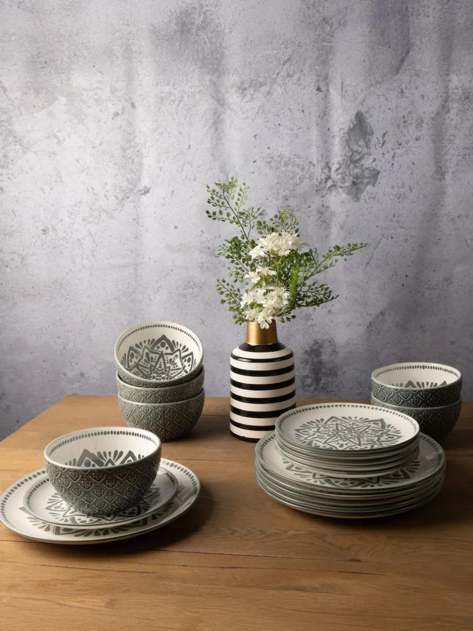 Code Maison 12 Piece Inari Dinner Set Green New