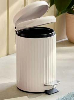 Next Cream Rib Soft Close 3 Litre Pedal Bin Outlet