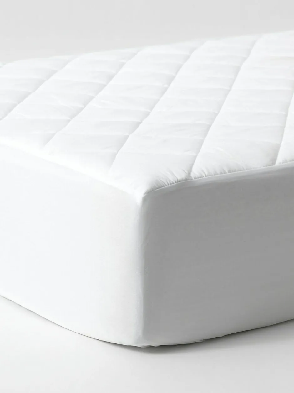 FBC Allergy Defence White Mattress Protector Best