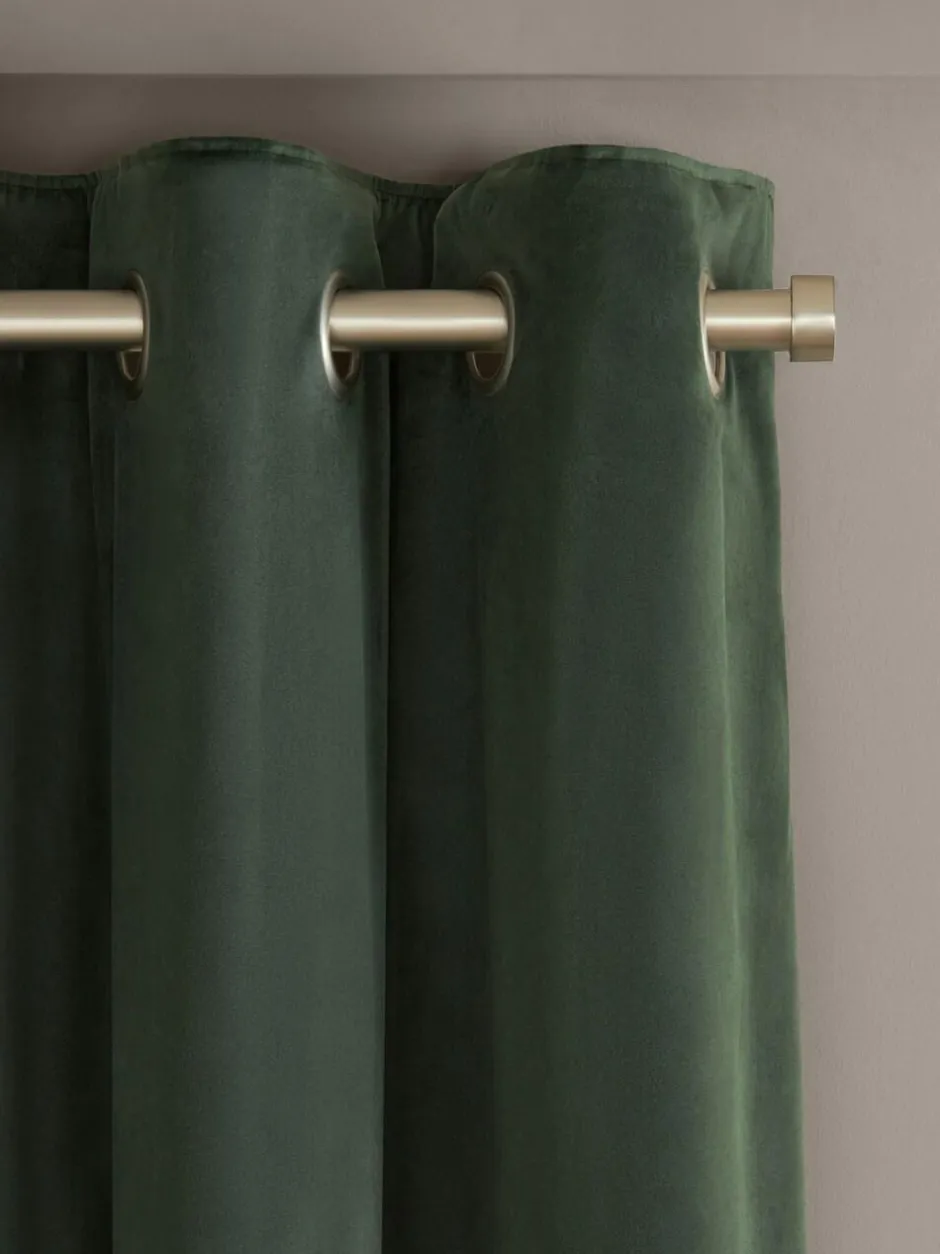 Next Green Dark Matte Velvet Super Thermal Curtains