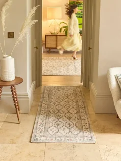 Hug Rug Natural and Green British Made Washable English Garden Runner