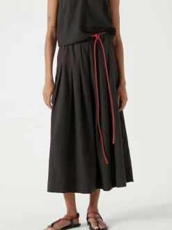 Hush Ivy Pleated Linen Blend Midi Skirt Dark Brown Hot