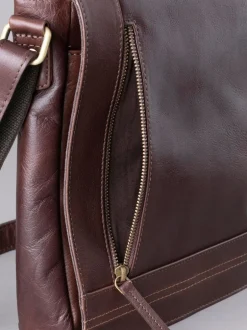 Lakeland Leather Medium Keswick Messenger Bag Brown Clearance