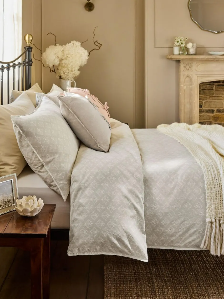 Laura Ashley Natural Ladyfern 100% Cotton Duvet Cover and Pillowcase Set Discount