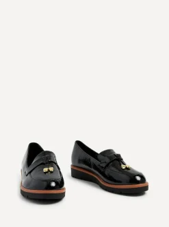 Linzi Nancy Patent Loafers With Tassel Detail Black Hot