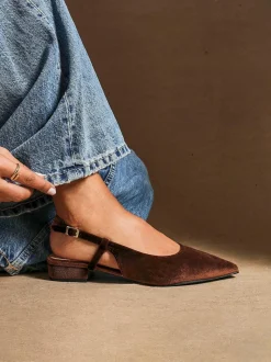Linzi Clasica Low Heeled Slingback Courts Brown Discount