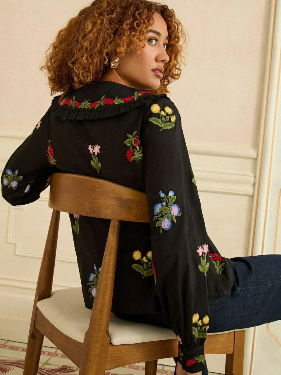 Love & Roses Black Floral Embroidered Collar Blouse Hot