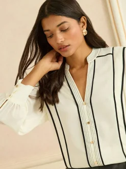 Love & Roses Ivory Contrast 3/4 Sleeve Notch Neck Blouse New