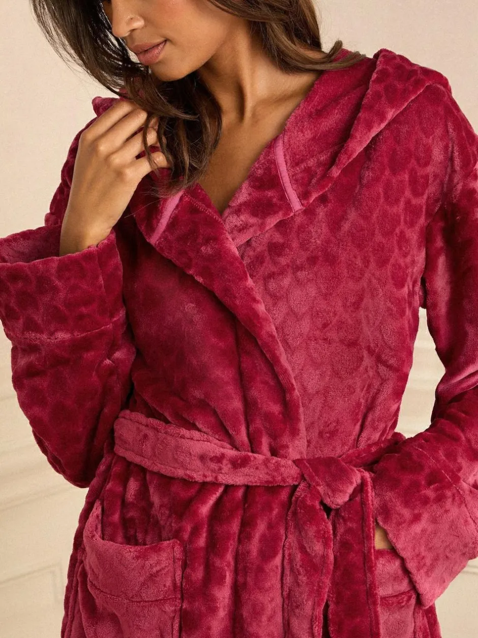Love & Roses Cosy Dressing Gown Red Heart Tipped Hot