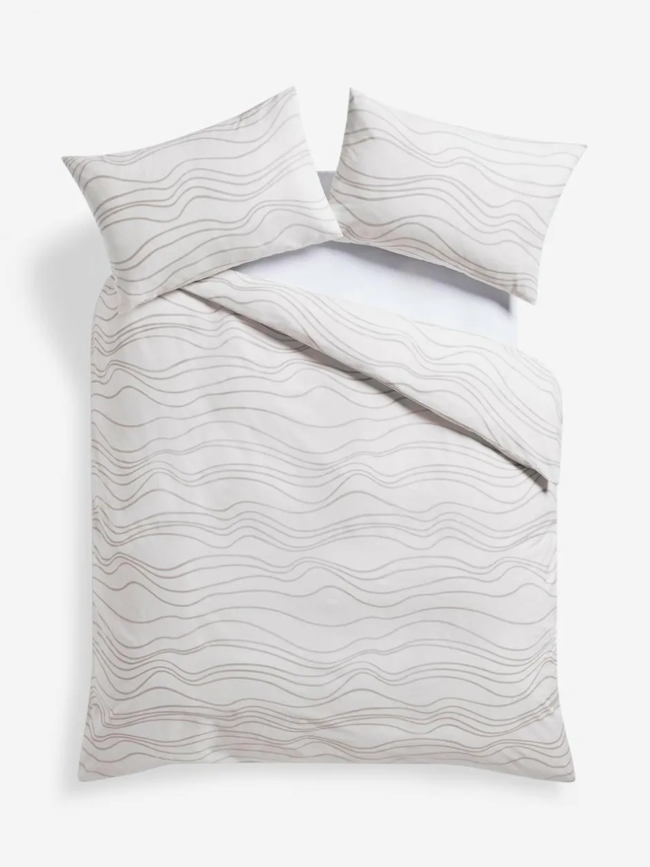 Next 2 Pack Reversible Duvet Cover and Pillowcase Set Natural Beige/White Wave Clearance