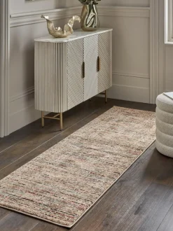 Next Natural Kila Abstract Lines Runner