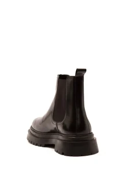 Off The Hook Black Turner Leather Chelsea Boots Clearance
