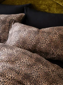 Rockett St George Floral 200 Thread Count Duvet and Pillowcase Set Leopard Love