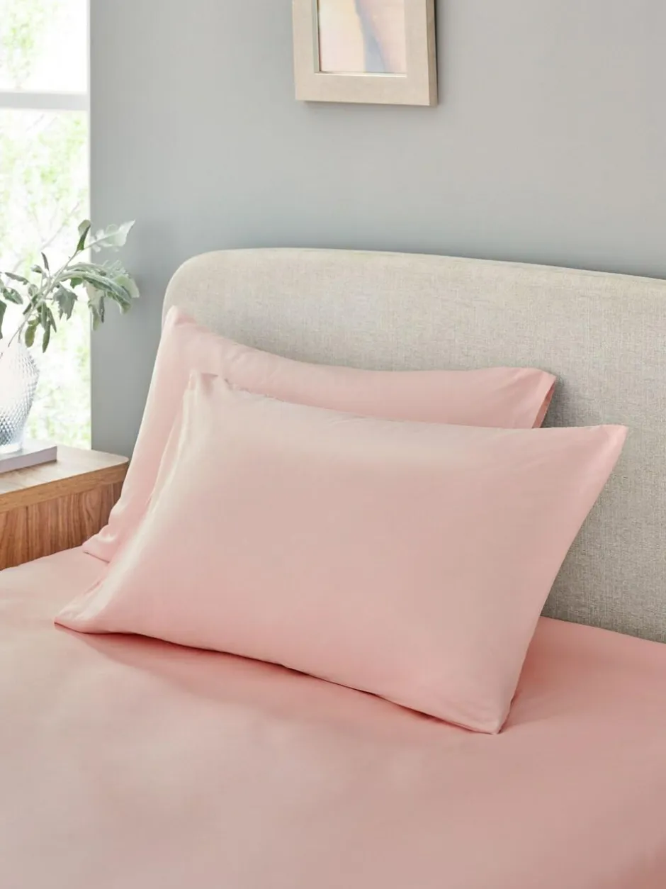 Next Set of 2 Pink Non Iron Simply Soft Housewife Pillowcases