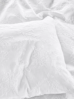 Shabby Chic by Rachel Ashwell® White Textured Floral Matelasse Duvet Cover and Pillowcase Set Discount