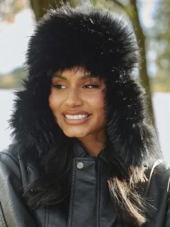 South Beach Faux Fur Ski Trapper Hat Green