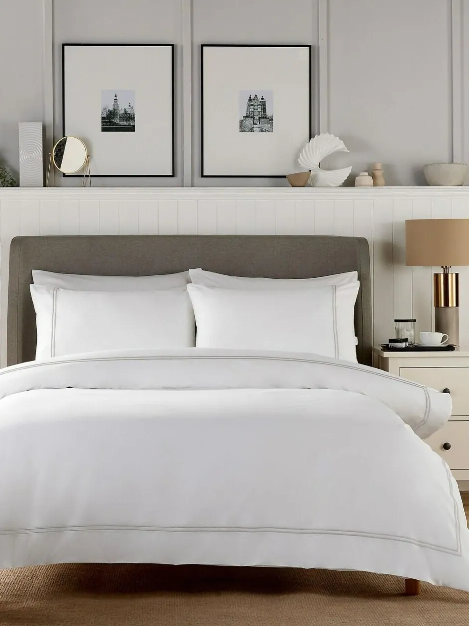 Vantona White Silver Beretta Double Stitch Quilt Cover Set