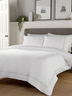 Vantona White Silver Beretta Double Stitch Quilt Cover Set
